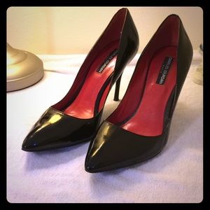 Charles Jourdan classic patent pumps